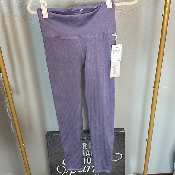 GOOD American Ribbed Ankle Leggings in Dusty Violet NWT GA SIZE 1/2 = Size S/M - Picture 7 of 8